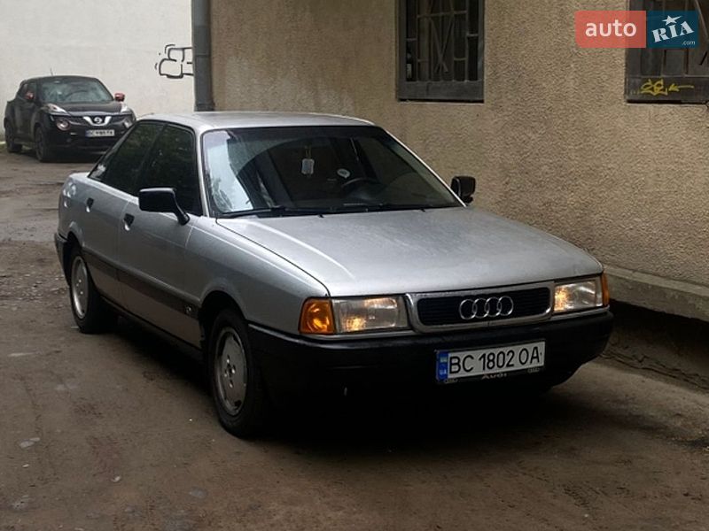Седан Audi 80 1990 в Львове