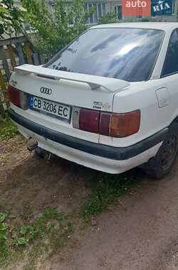Седан Audi 80 1988 в Новгород-Северском