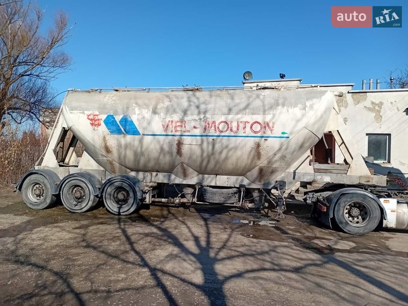 Цементовоз Stern 8401 1990 в Ивано-Франковске