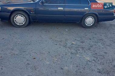 Седан Mazda 929 1988 в Летичіві