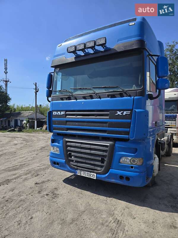 Тягач DAF 95 2001 в Царичанке