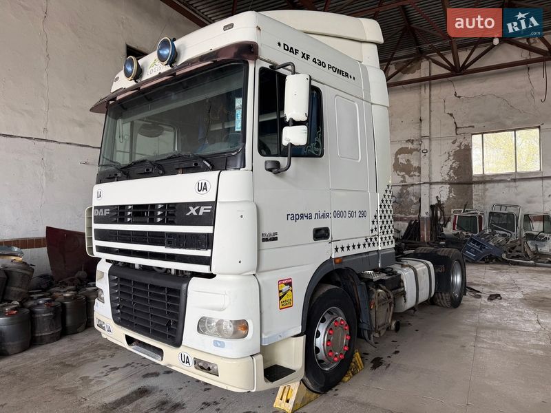 Тягач DAF 95 2004 в Прилуках