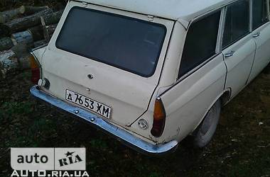 Универсал   1976 в 