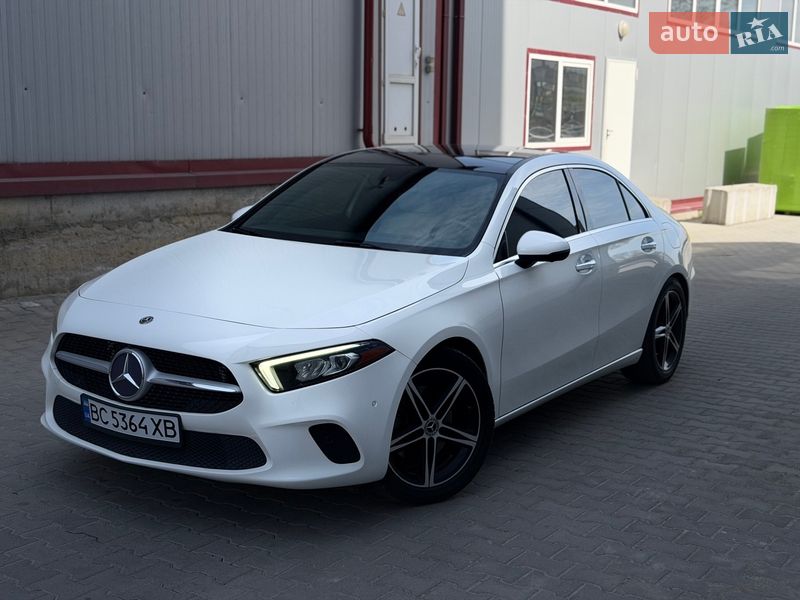 Седан Mercedes-Benz A-Class 2019 в Львове Седан Mercedes-Benz A-Class 2019 в Львове