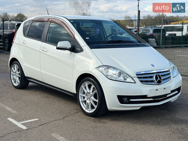 Хэтчбек Mercedes-Benz A-Class 2012 в Киеве