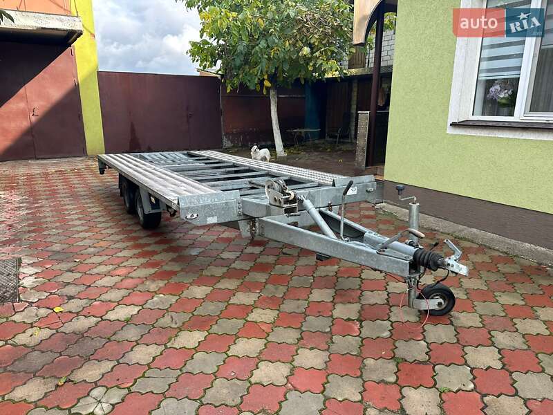 Лафет Blyss A27 2011 в Попельне