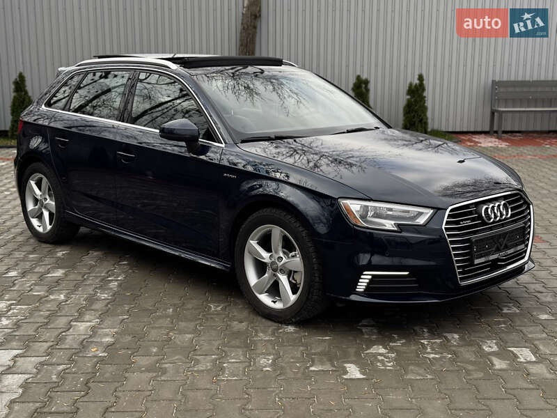 Хэтчбек Audi A3 Sportback 2016 в Костополе Хэтчбек Audi A3 Sportback 2016 в Костополе