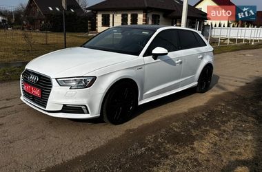 Хэтчбек Audi A3 Sportback 2018 в Луцке