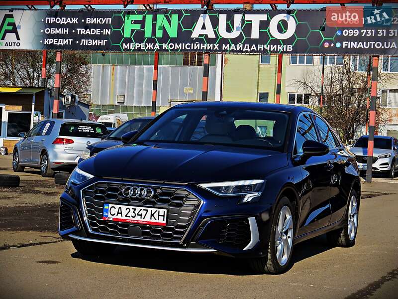 Седан Audi A3 2022 в Черкасах