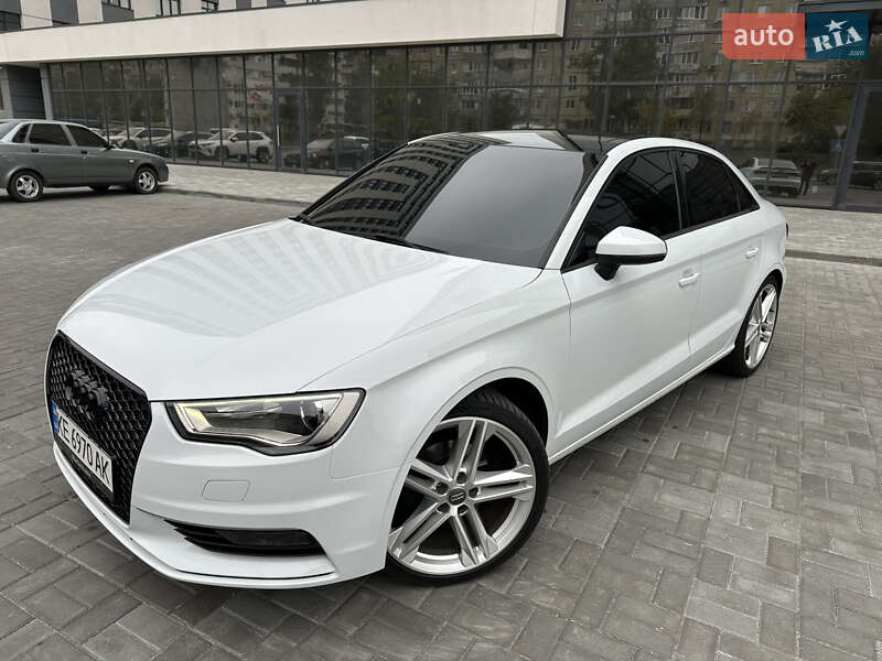 Седан Audi A3 2016 в Днепре Седан Audi A3 2016 в Днепре