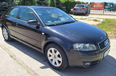 Хэтчбек Audi A3 2004 в Южноукраинске