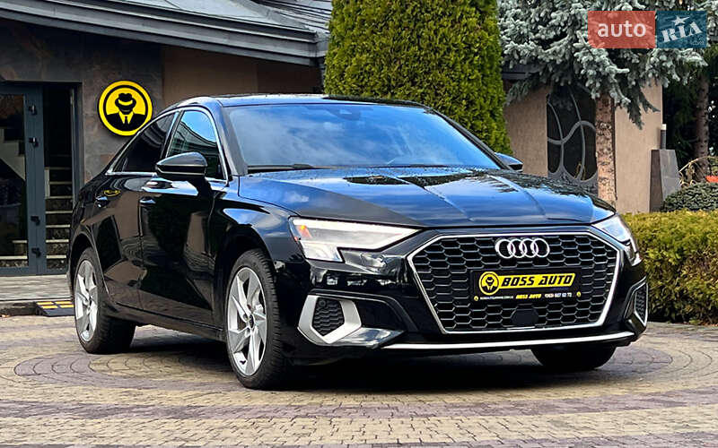 Седан Audi A3 2022 в Львове Седан Audi A3 2022 в Львове