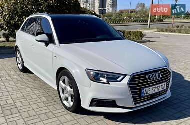 Хетчбек Audi A3 2017 в Запоріжжі