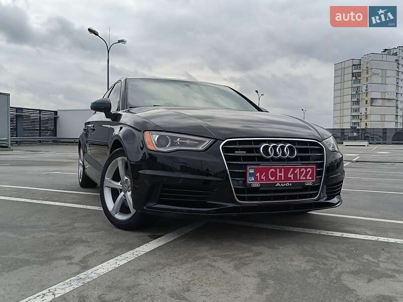 Седан Audi A3 2015 в Киеве