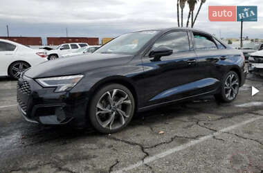 Седан Audi A3 2023 в Чернівцях