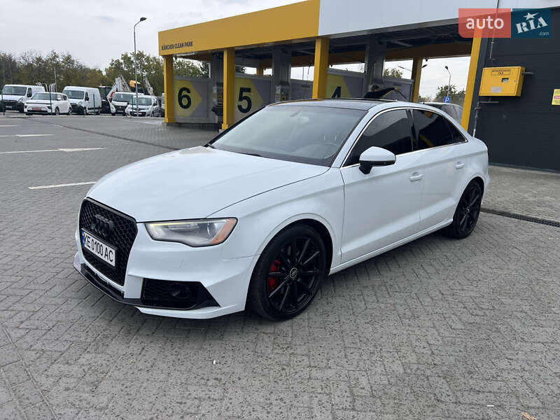 Седан Audi A3 2014 в Днепре
