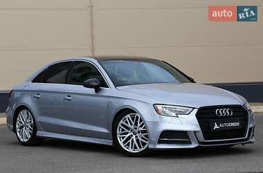 Седан Audi A3 2017 в Киеве