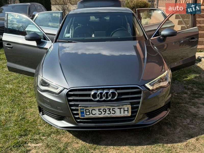 Седан Audi A3 2014 в Запоріжжі