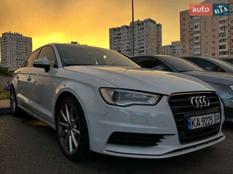 Седан Audi A3 2015 в Києві
