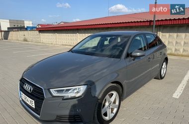 Хэтчбек Audi A3 2019 в Радехове