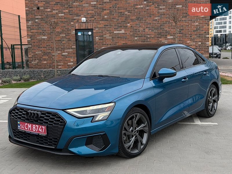 Седан Audi A3 2022 в Киеве