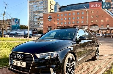 Седан Audi A3 2016 в Киеве