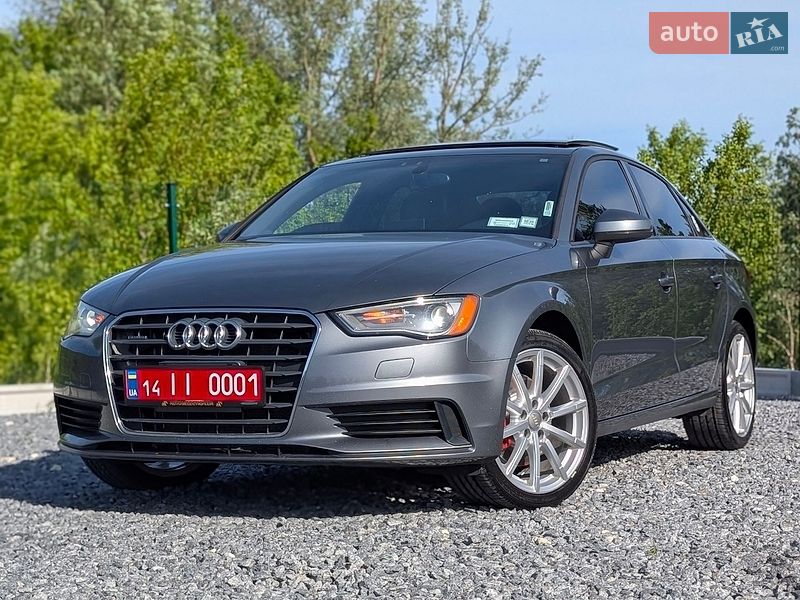 Седан Audi A3 2015 в Дрогобыче