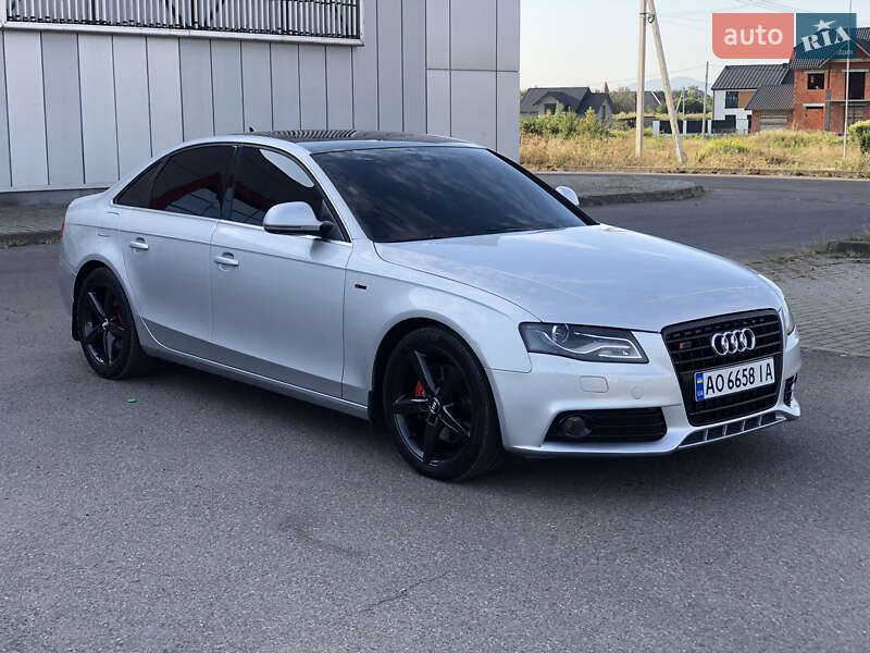 Седан Audi A4 2008 в Хусте