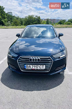 Седан Audi A4 2017 в Кропивницком