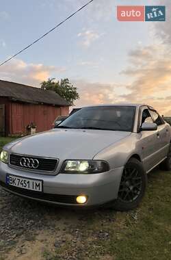 Седан Audi A4 1996 в Турке Седан Audi A4 1996 в Турке