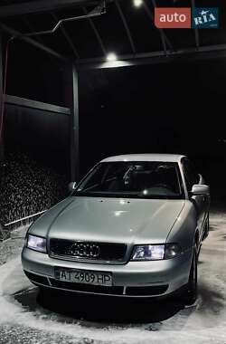 Седан Audi A4 1998 в Івано-Франківську
