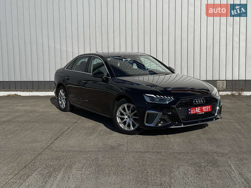 Седан Audi A4 2021 в Черновцах