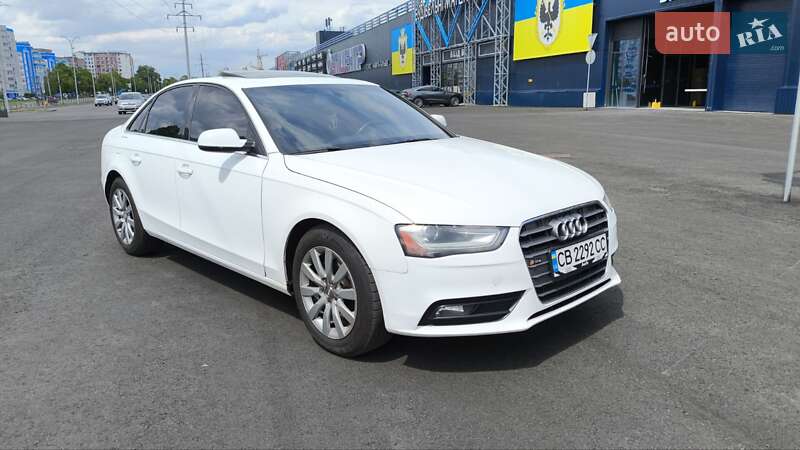 Седан Audi A4 2012 в Чернігові