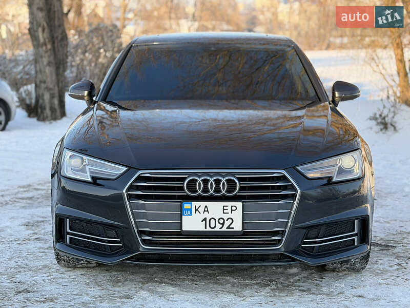 Седан Audi A4 2016 в Киеве