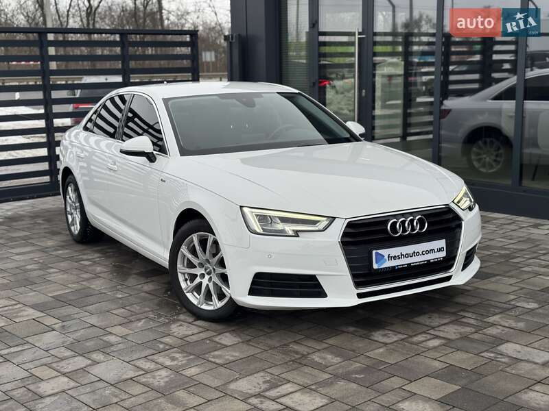 Седан Audi A4 2020 в Рівному