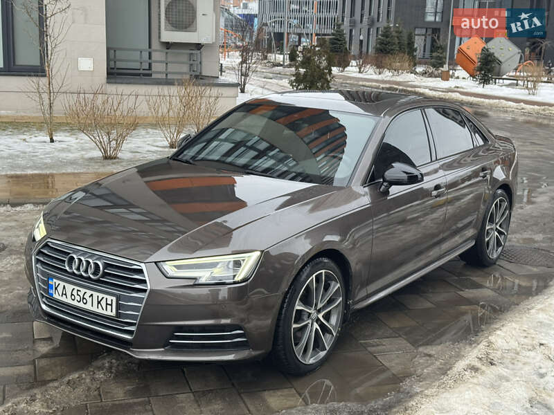 Седан Audi A4 2016 в Киеве