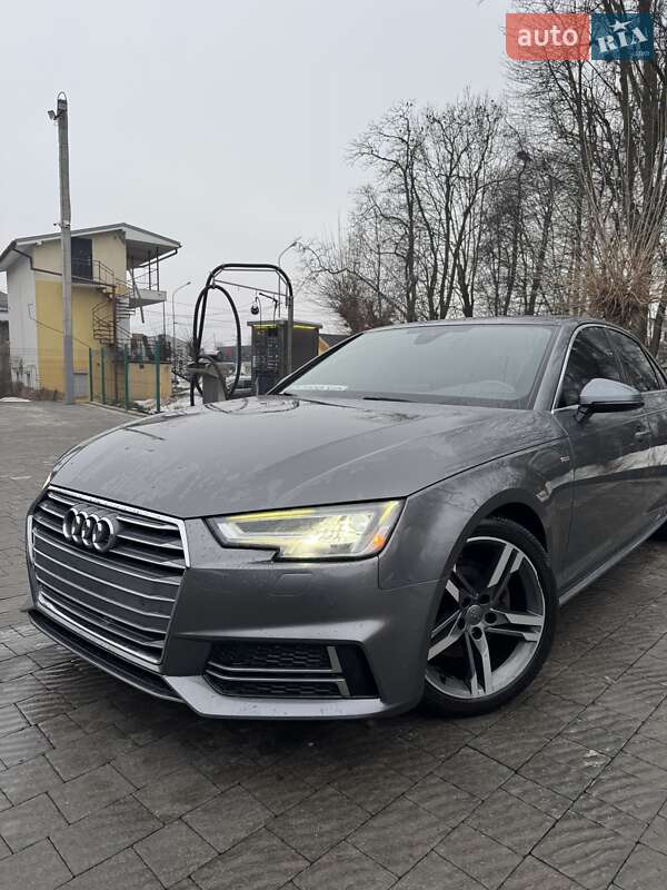 Седан Audi A4 2018 в Львове Седан Audi A4 2018 в Львове