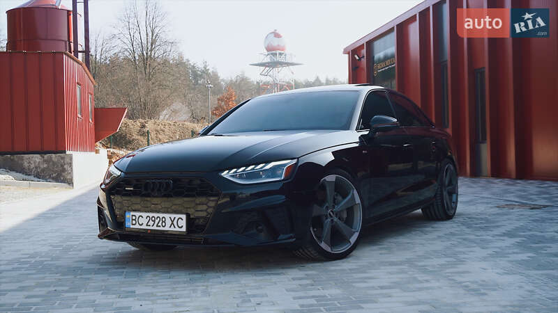 Седан Audi A4 2021 в Львове