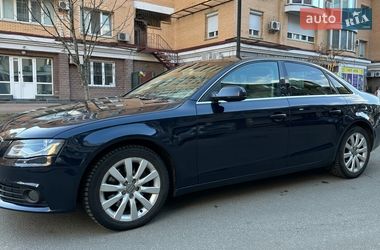 Седан Audi A4 2011 в Києві
