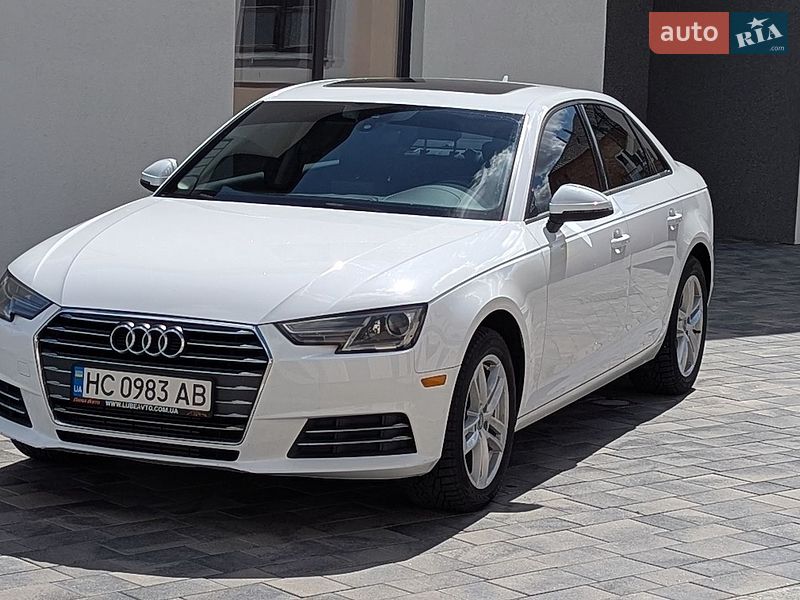 Седан Audi A4 2016 в Кореці