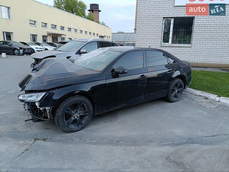 Седан Audi A4 2018 в Днепре