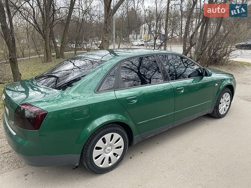 Седан Audi A4 2001 в Виннице