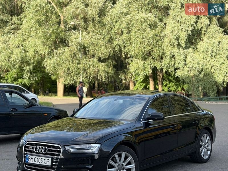 Седан Audi A4 2014 в Виннице