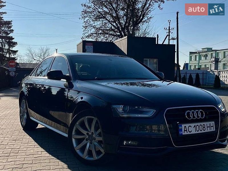Седан Audi A4 2013 в Луцке