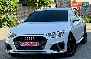 Седан Audi A4 2022 в Виннице