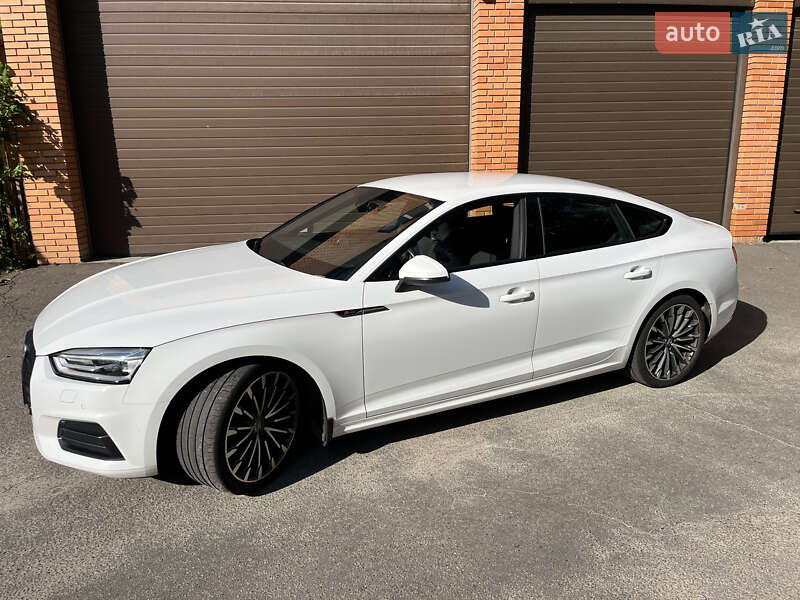 Купе Audi A5 2017 в Києві