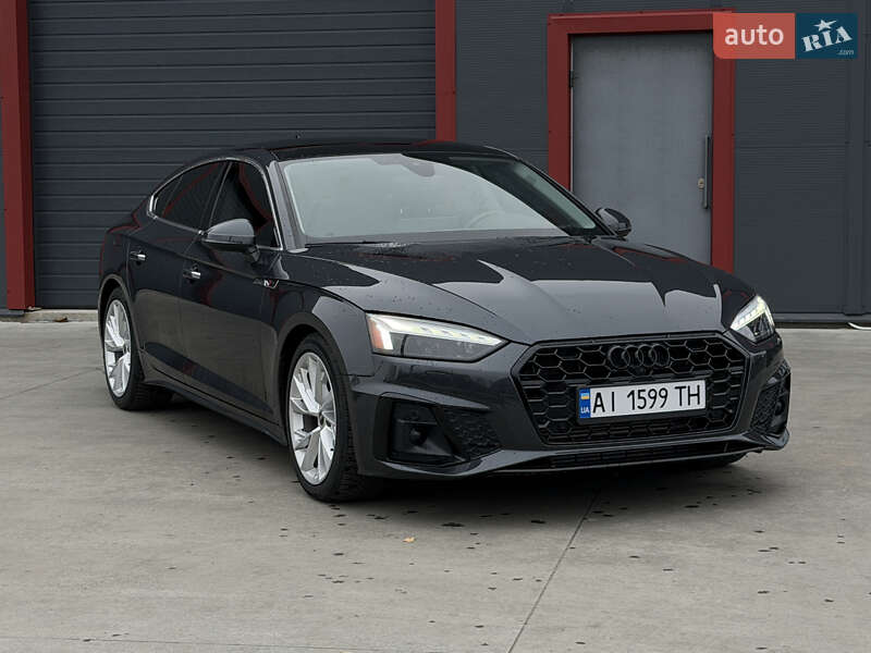Лифтбек Audi A5 2022 в Барышевке