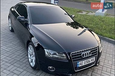 Купе Audi A5 2010 в Дніпрі