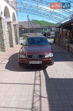 Седан Audi A6 1995 в Іршаві