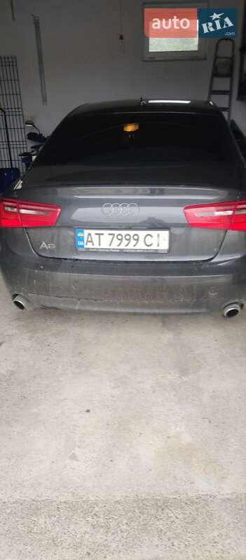 Седан Audi A6 2012 в Верховине